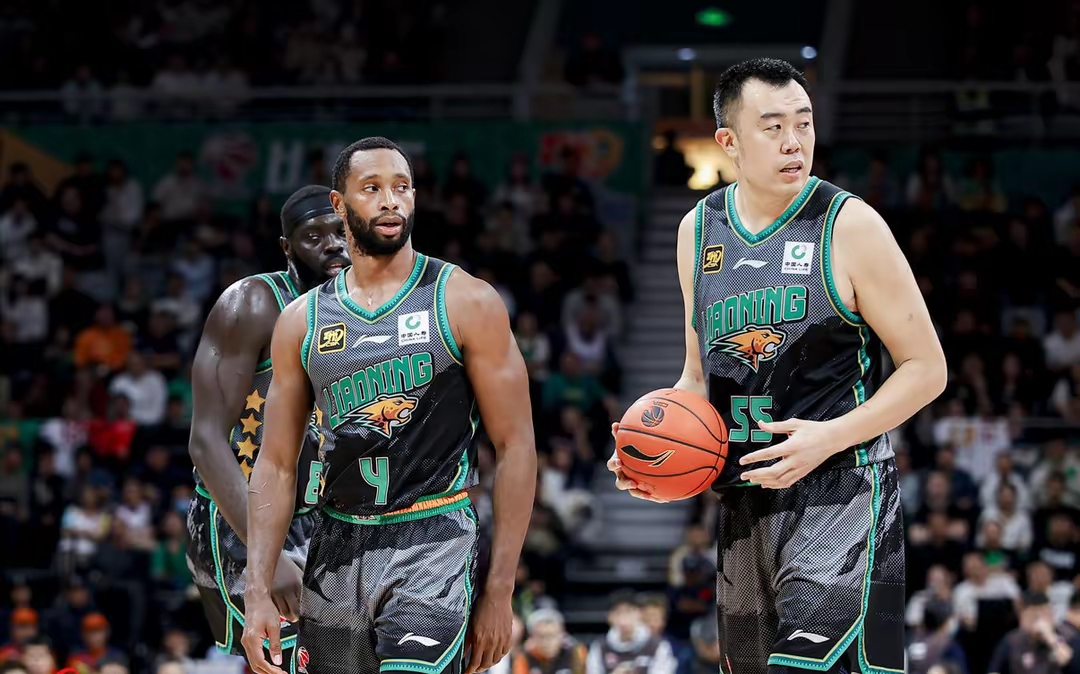 开云体育入口-关于赛地聚焦——NBA总决赛今晨热度飙升；山东男篮调整名单；质疑声仍在；轮换策略成焦点的信息